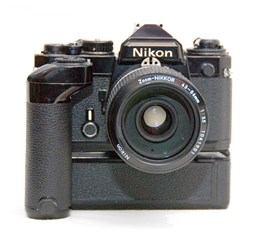 Nikon FE Noir